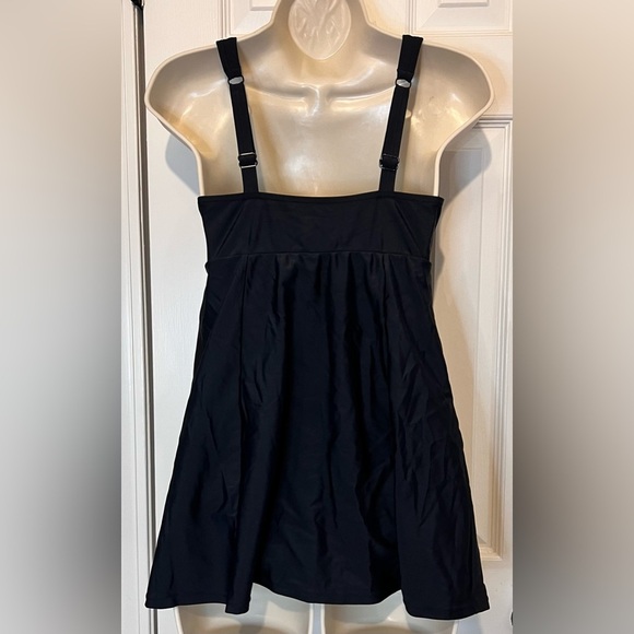 VENUS Swim Dress One Piece, Wire Free, Black, Size 8, NWOT - Picture 3 of 8